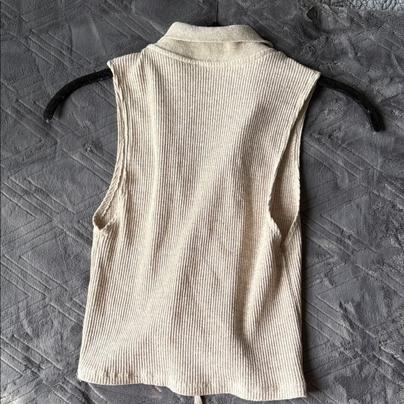 Zara Tan Collared Sleeveless Blouse - Picture 4 of 4